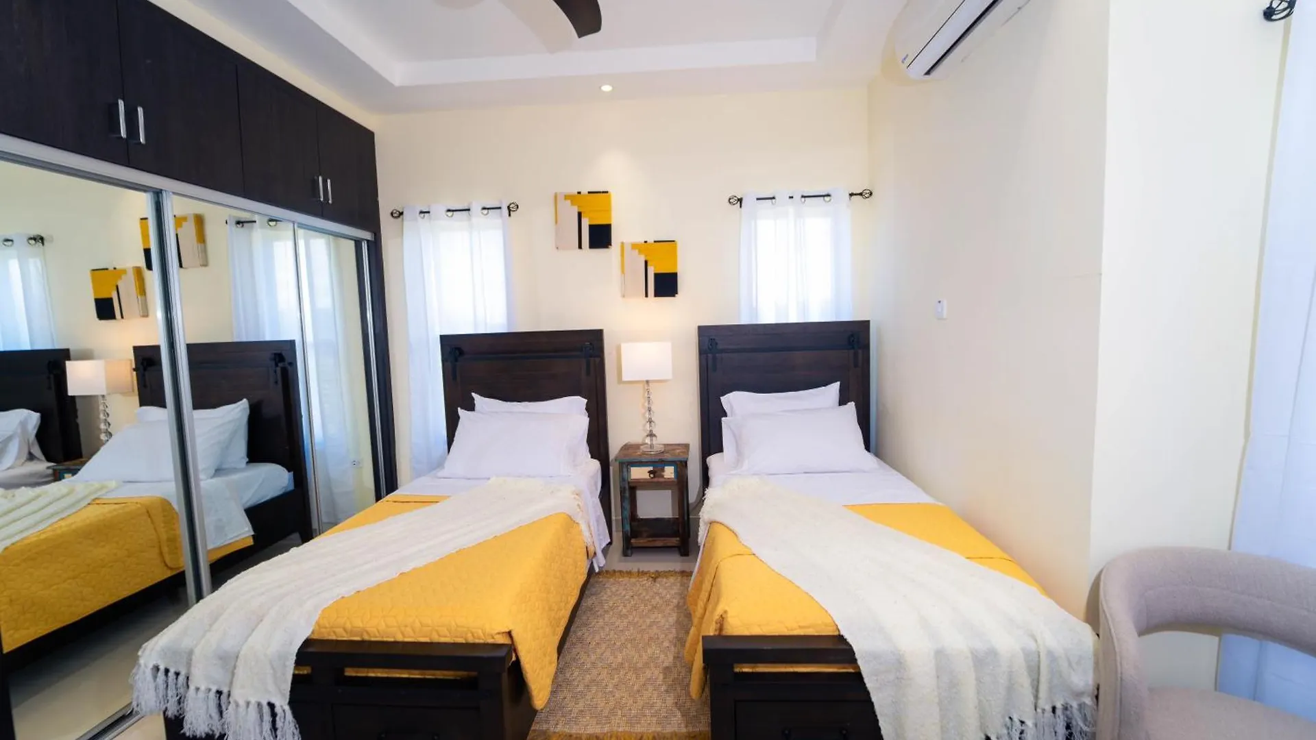 Pyramid Dreamstay 67 Ocho Rios Nyaraló