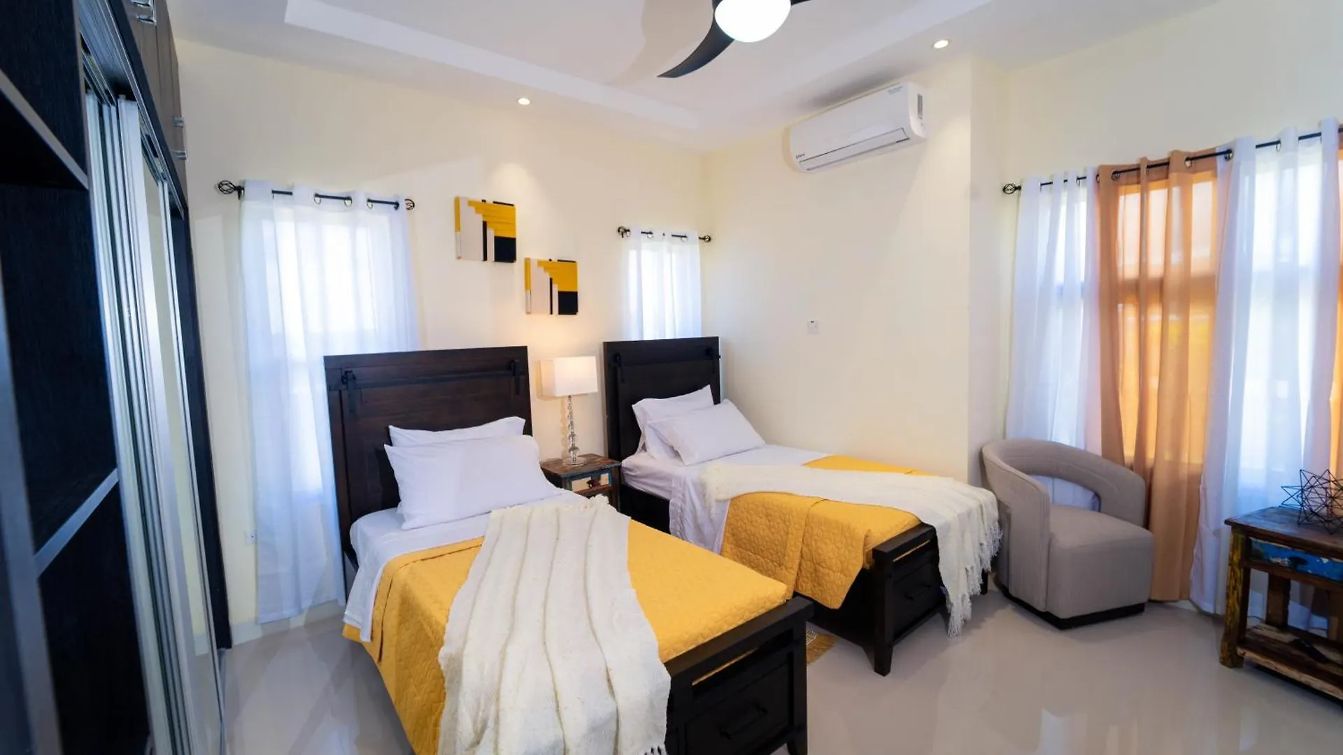 Pyramid Dreamstay 67 Ocho Rios Jamaica