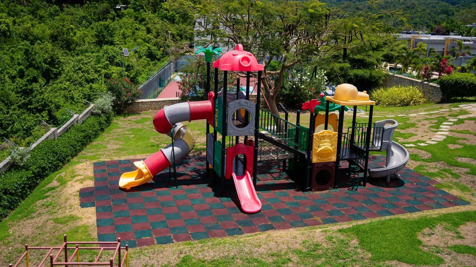 Pyramid Dreamstay 67 Ocho Rios Nyaraló